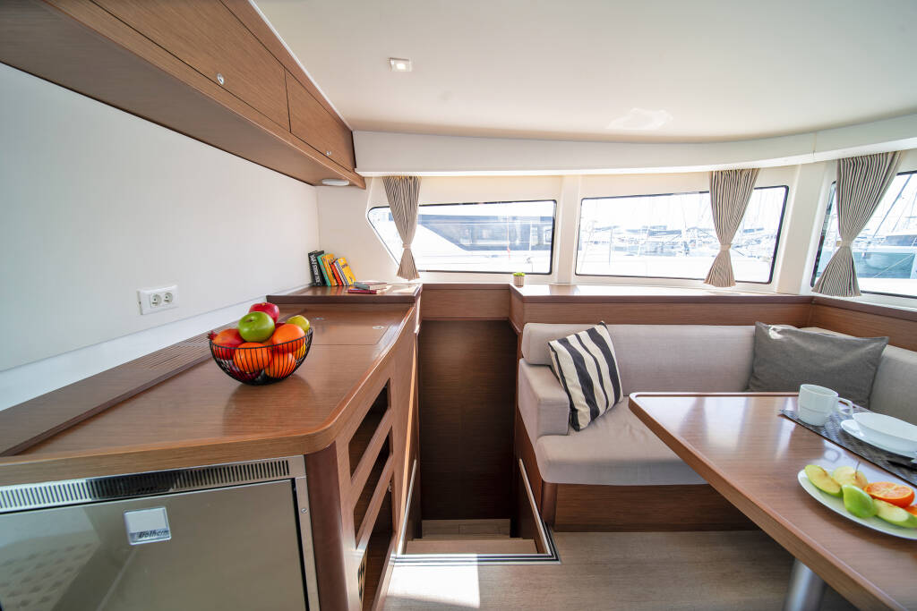 Katamaran Lagoon 42 Karteria