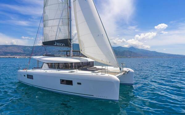 Lagoon 42 Karteria Athens, Alimos marina