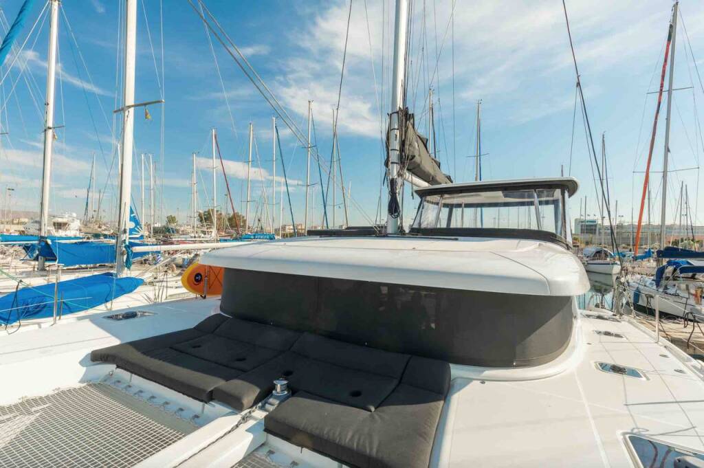 Catamaran Lagoon 42 Rosa Dei Venti