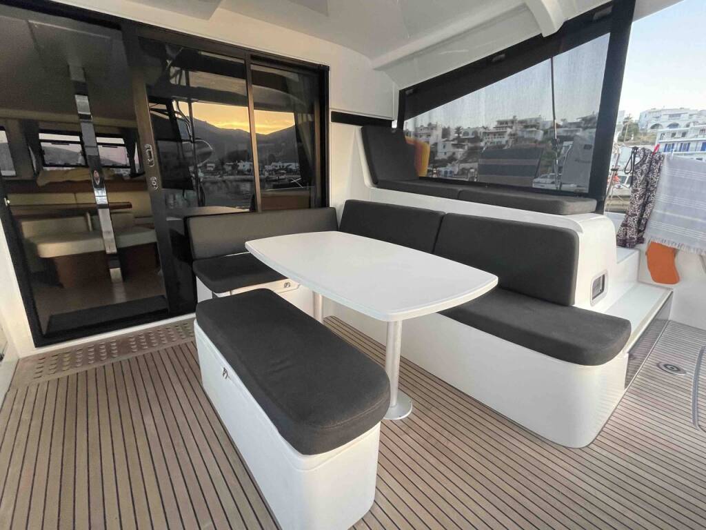 Catamaran Lagoon 42 Rosa Dei Venti