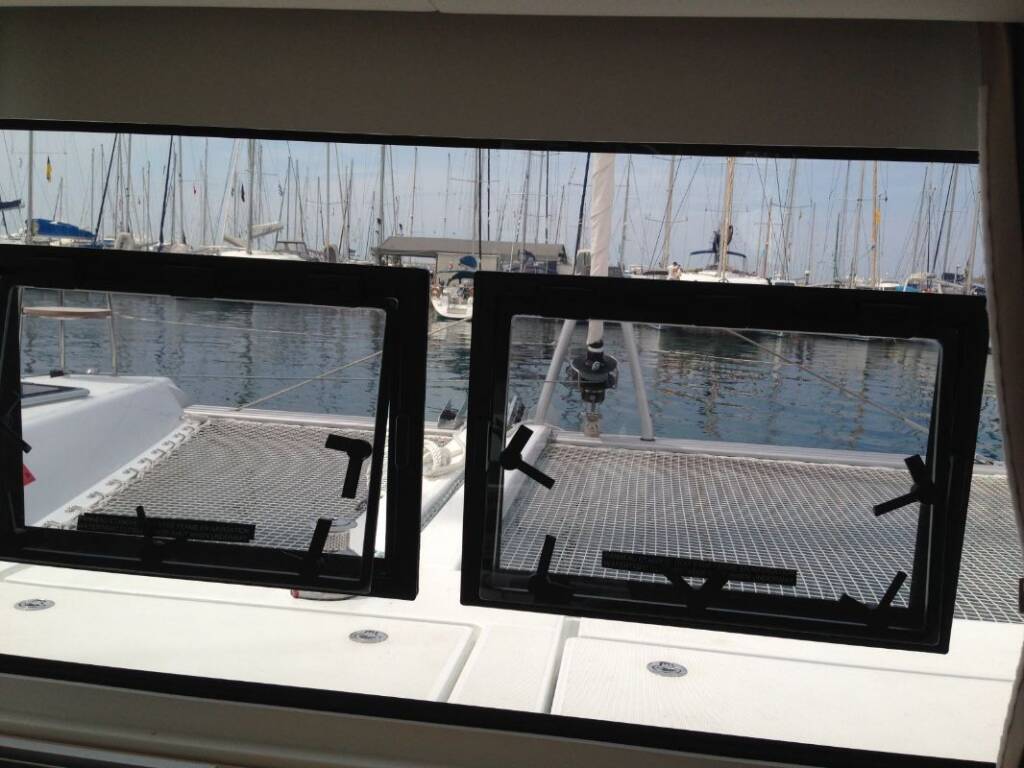Catamaran Lagoon 42 Aeolian Breeze