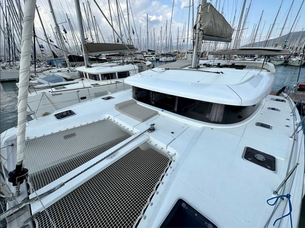 Catamaran Lagoon 42 Sail Arcturus
