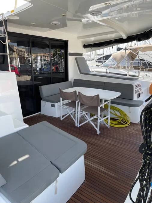 Catamaran Lagoon 42 Tethys