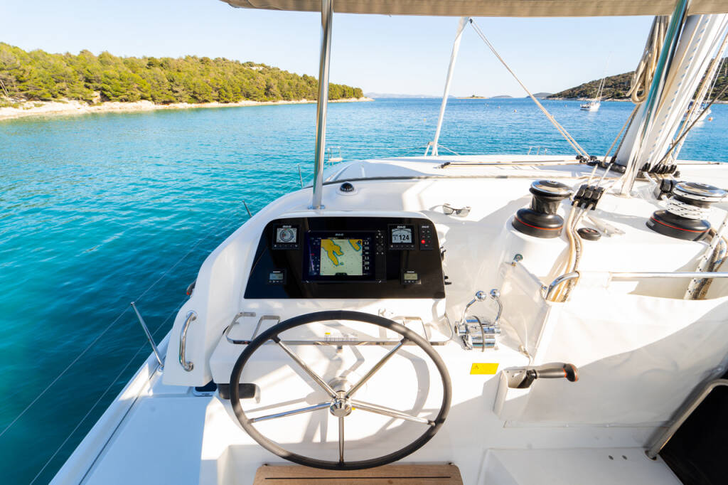 Catamaran Lagoon 42 Serenity