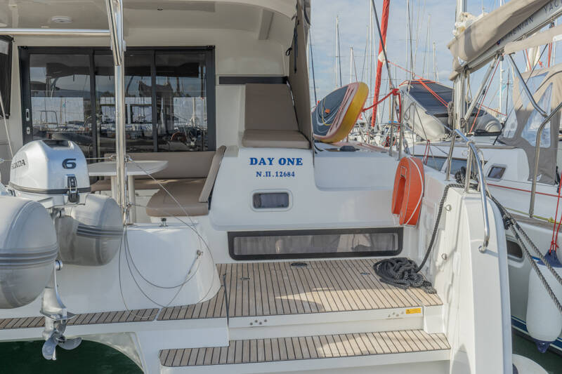 Katamaran Lagoon 42 Day One