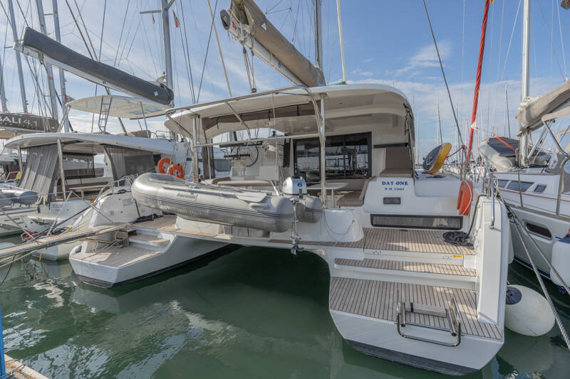 Katamaran Lagoon 42 Day One