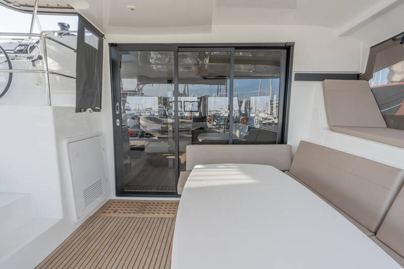 Katamaran Lagoon 42 Day One