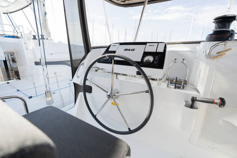 Katamaran Lagoon 42 Day One