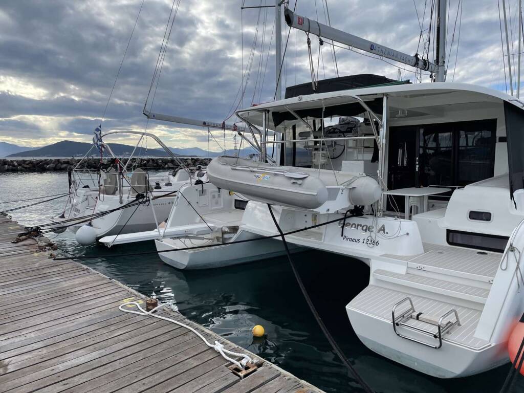 Katamaran Lagoon 42 George A