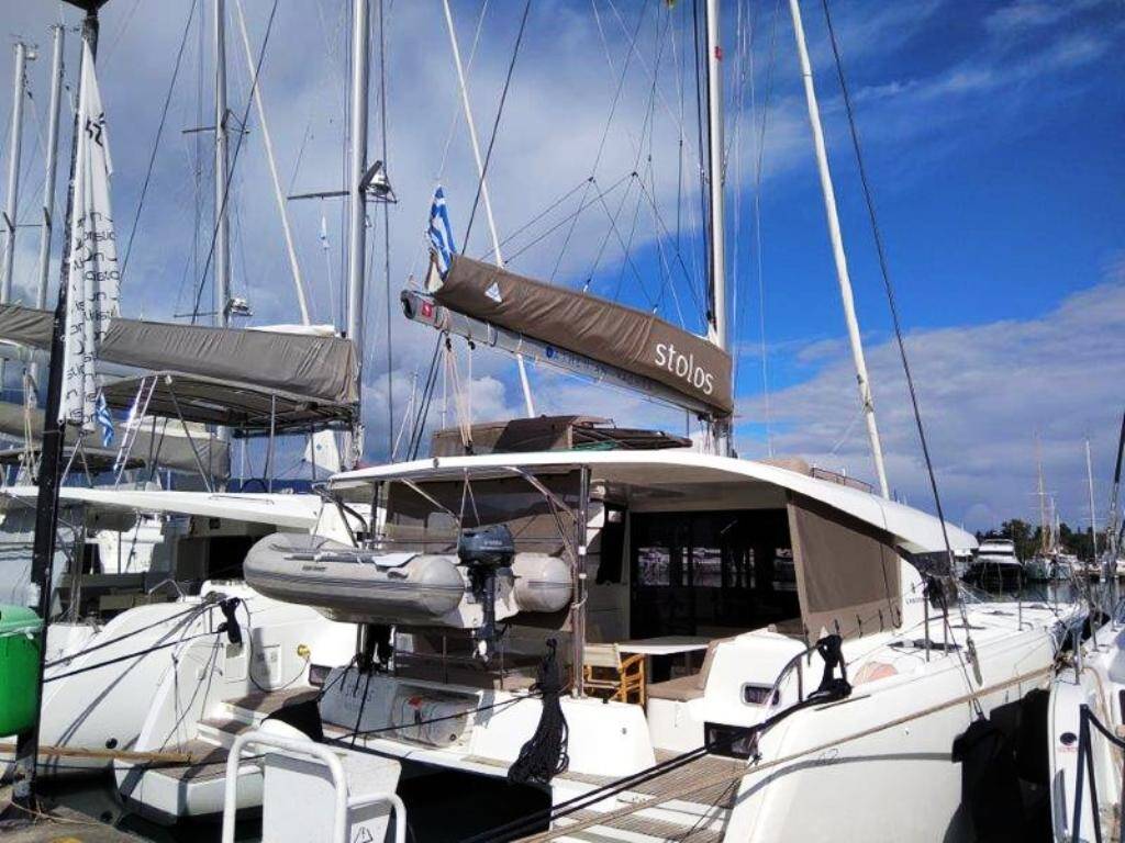 Catamaran Lagoon 42 Stolos