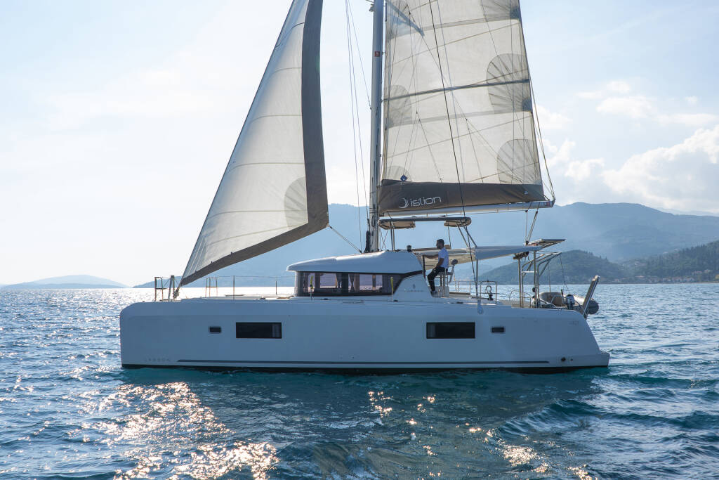 Catamaran Lagoon 42 Pulsar