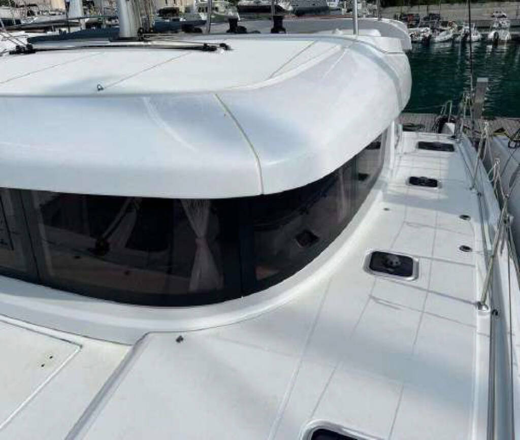 Catamaran Lagoon 42 PRESTIGE