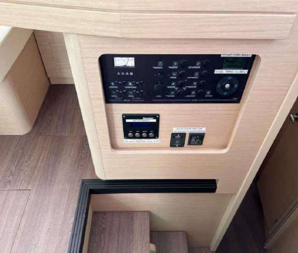 Catamaran Lagoon 42 PRESTIGE