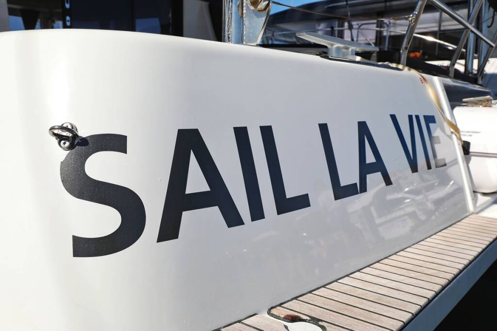 Catamaran Lagoon 42 Sail la Vie