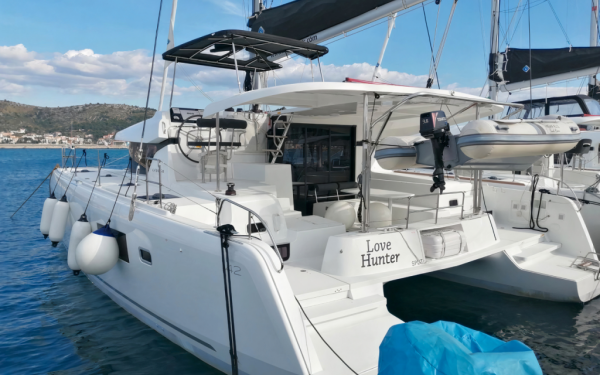 Lagoon 42 Love Hunter Marina Kastela