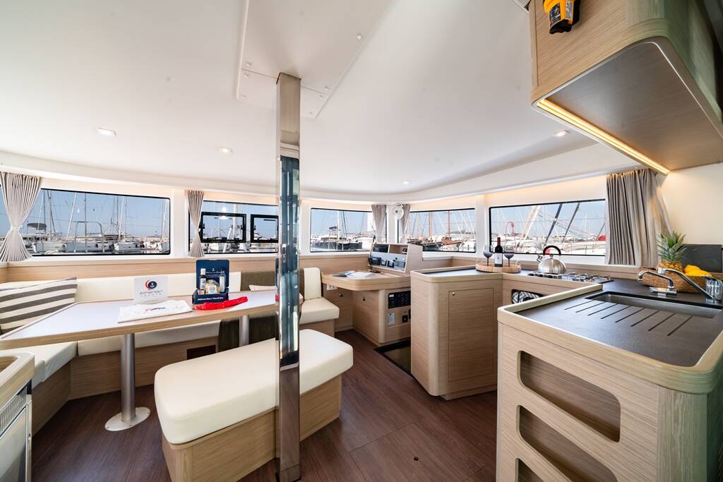 Katamaran Lagoon 42 Celena V