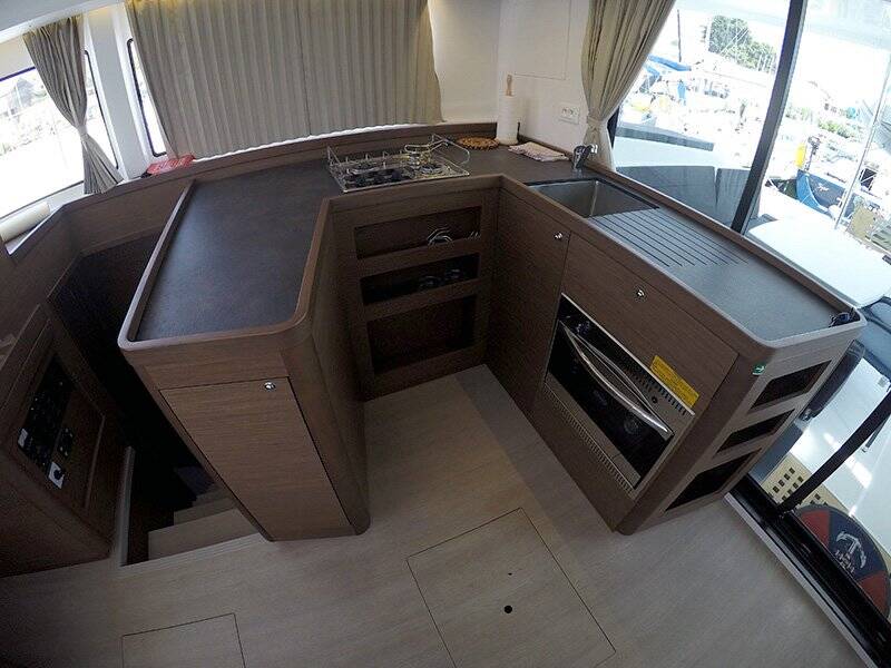 Catamaran Lagoon 42 Abba