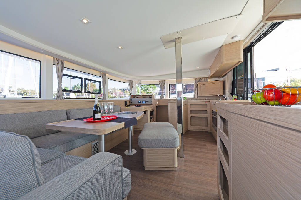 Catamaran Lagoon 42 Eternity