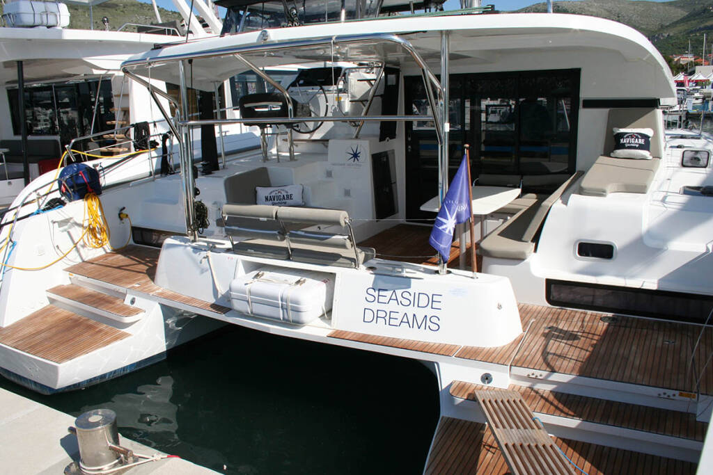 Catamaran Lagoon 42 Seaside dreams