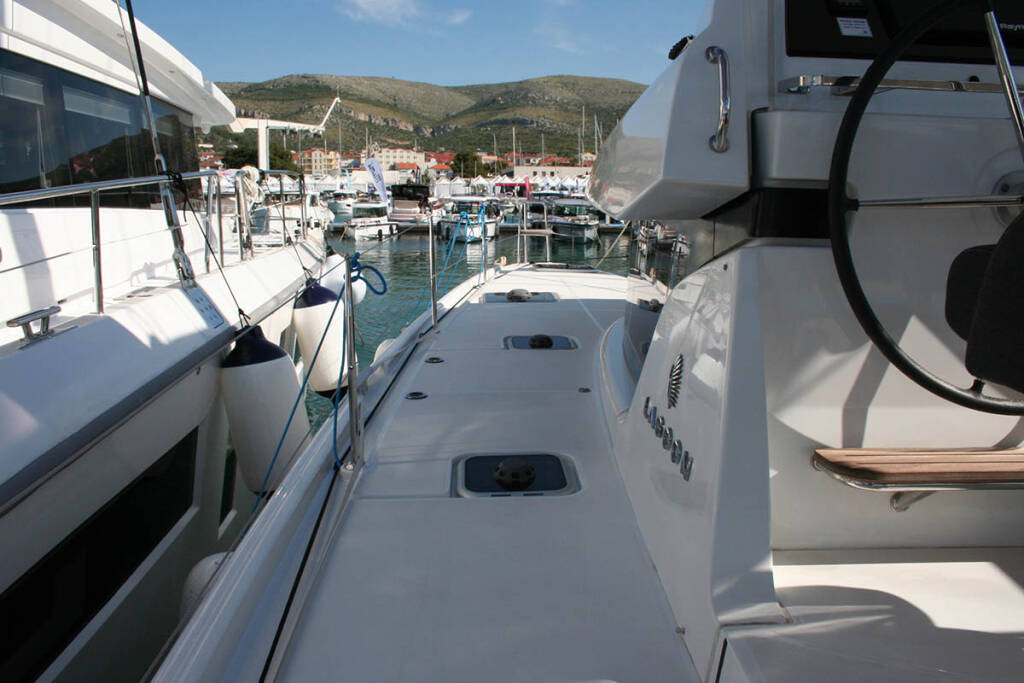 Catamaran Lagoon 42 Seaside dreams