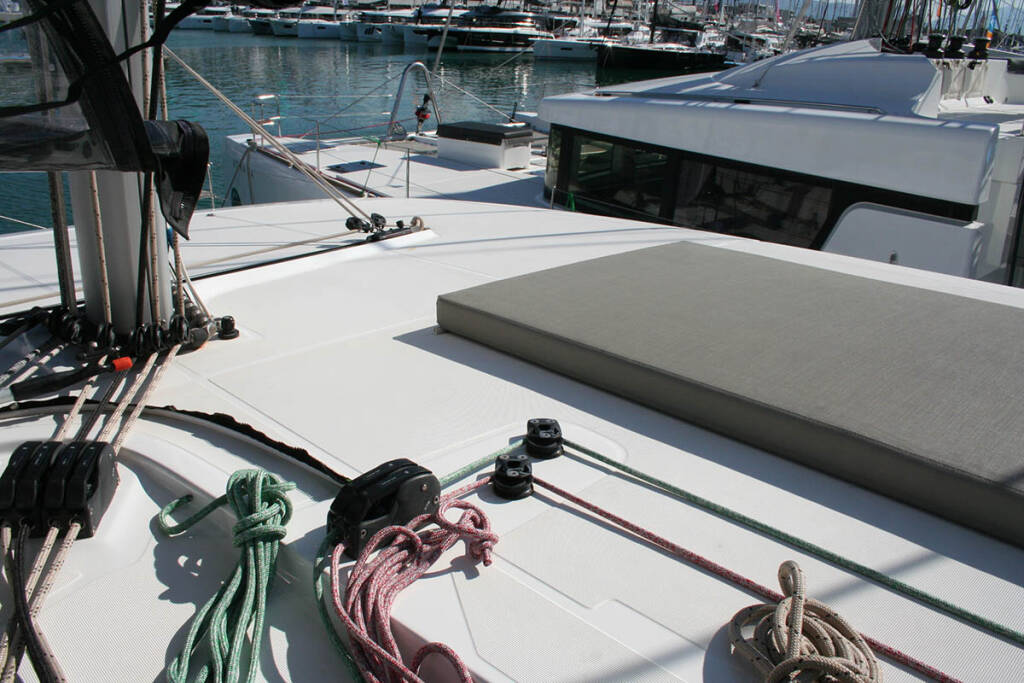 Catamaran Lagoon 42 Seaside dreams