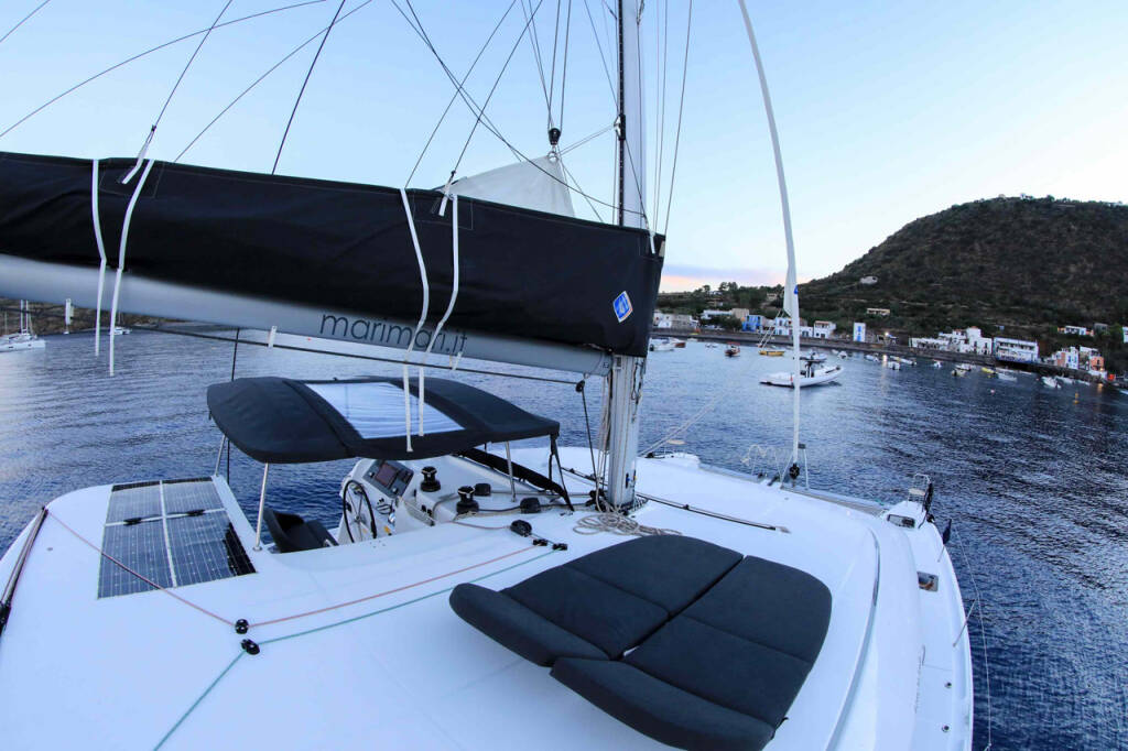 Catamaran Lagoon 42 Easy to love