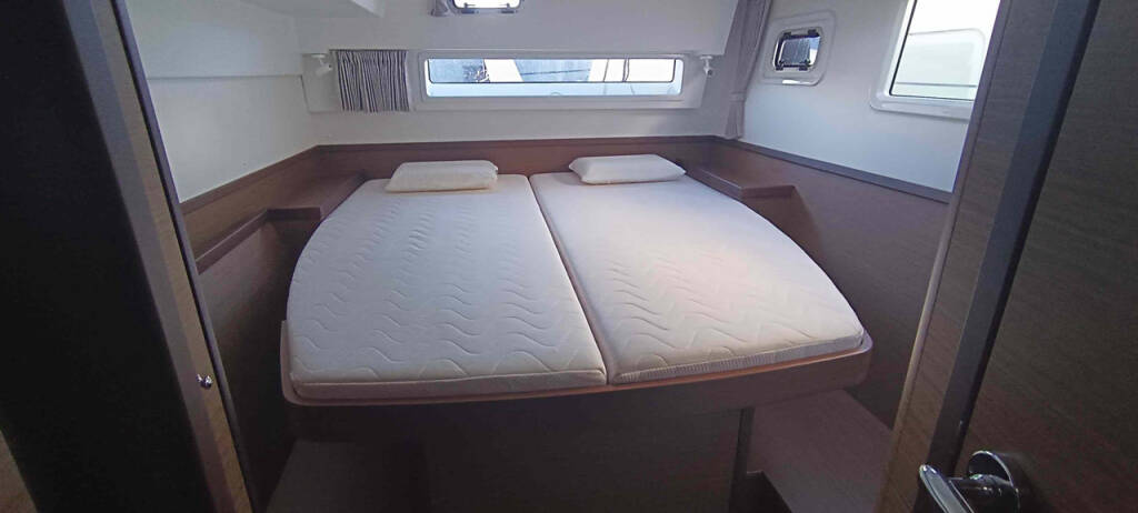 Catamaran Lagoon 42 Easy to love