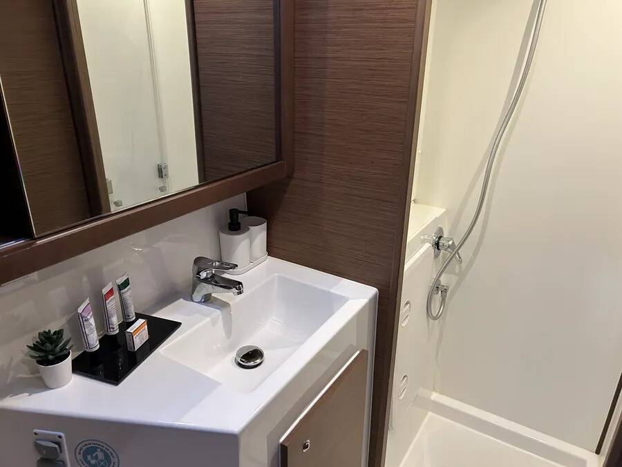 Catamaran Lagoon 42 Fujin