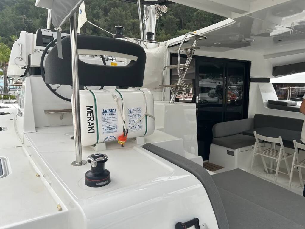 Catamaran Lagoon 42 Meraki