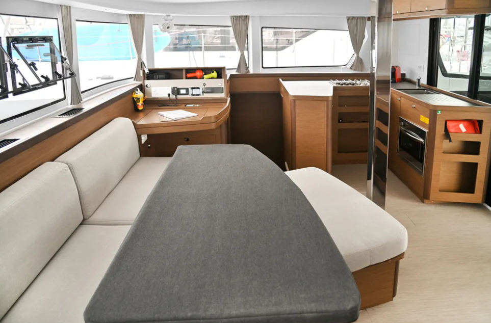 Catamaran Lagoon 42 Nami