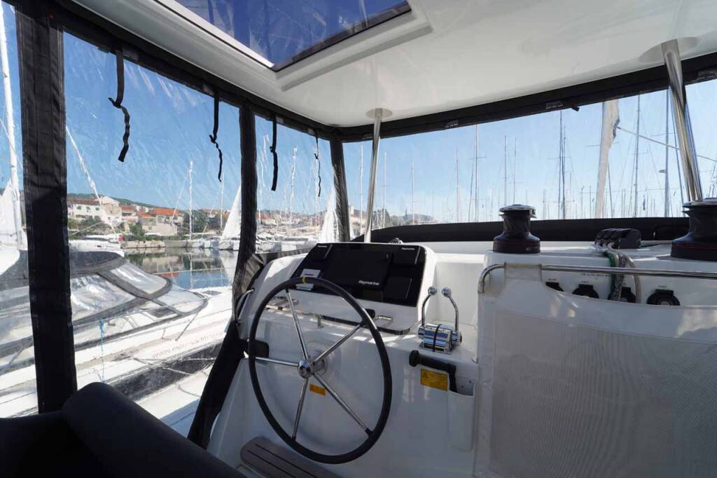 Katamaran Lagoon 42 Mare Sunce