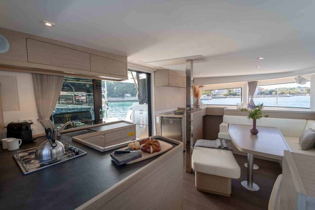 Katamaran Lagoon 42 Mare Sunce