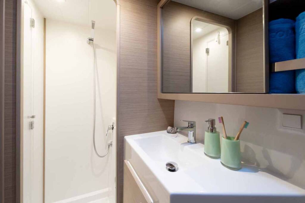 Katamaran Lagoon 42 Mare Sunce