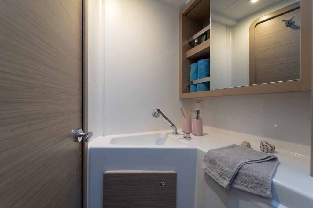 Katamaran Lagoon 42 Mare Sunce