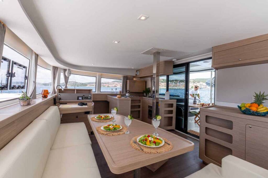 Catamaran Lagoon 42 Mare Tiempo