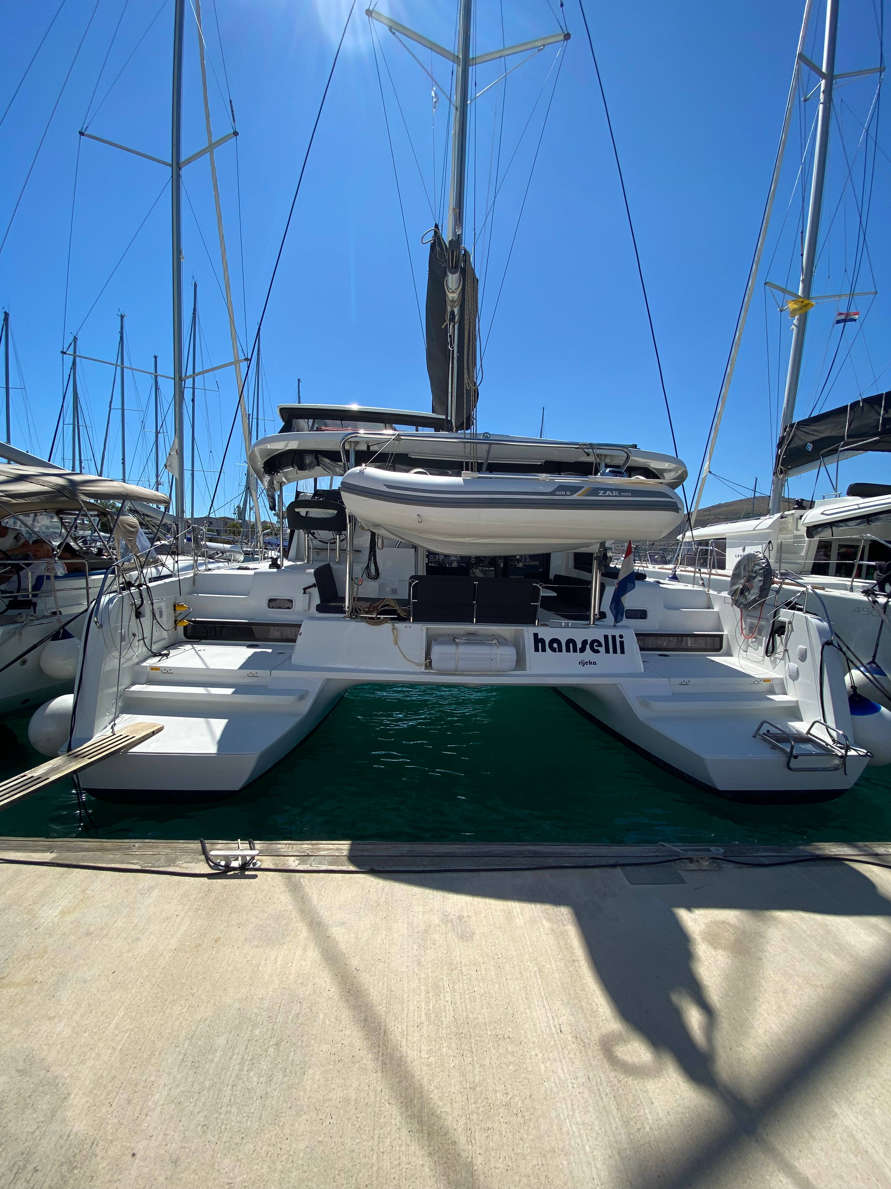 Catamaran Lagoon 42 Hanselli