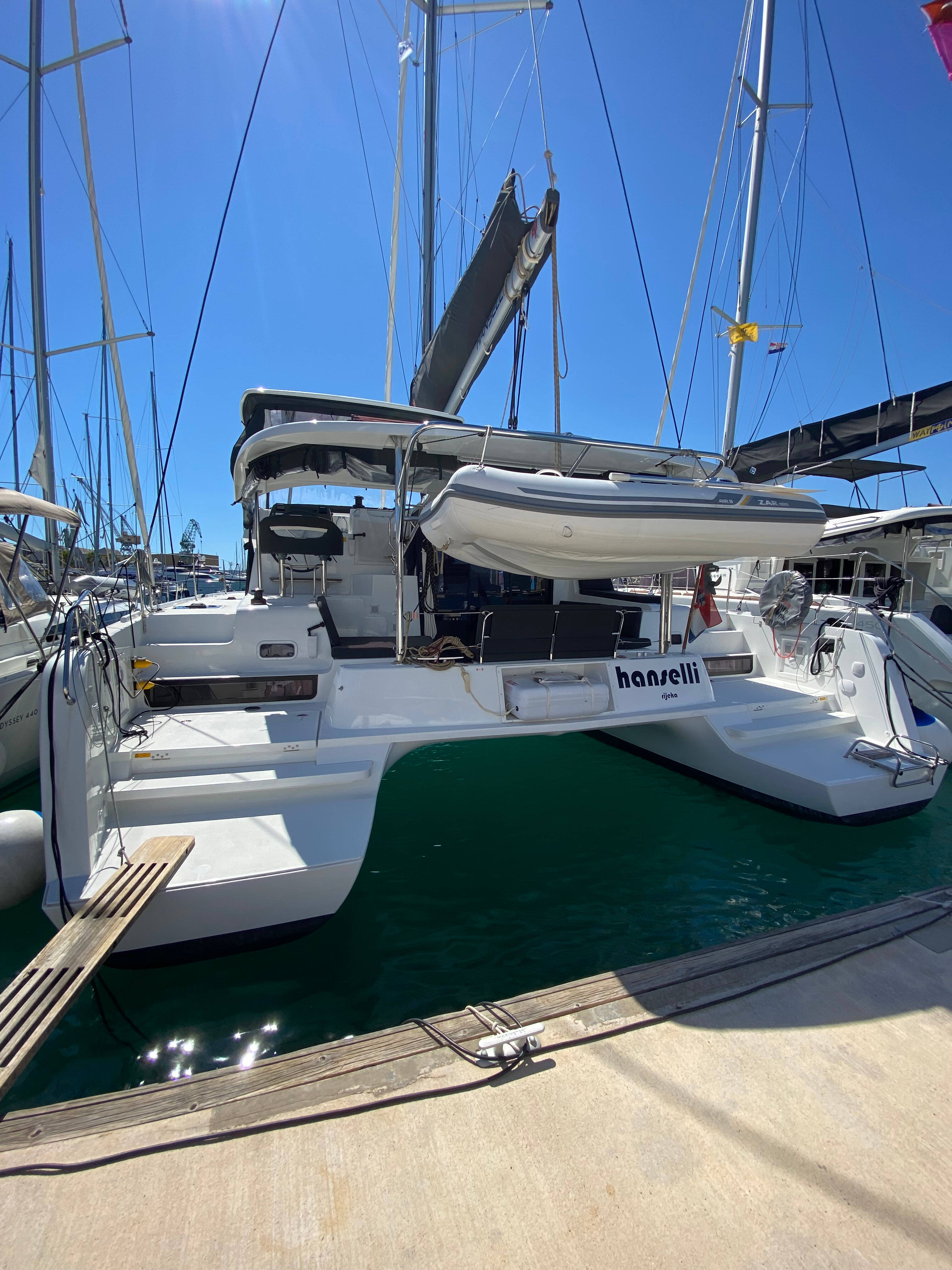 Catamaran Lagoon 42 Hanselli