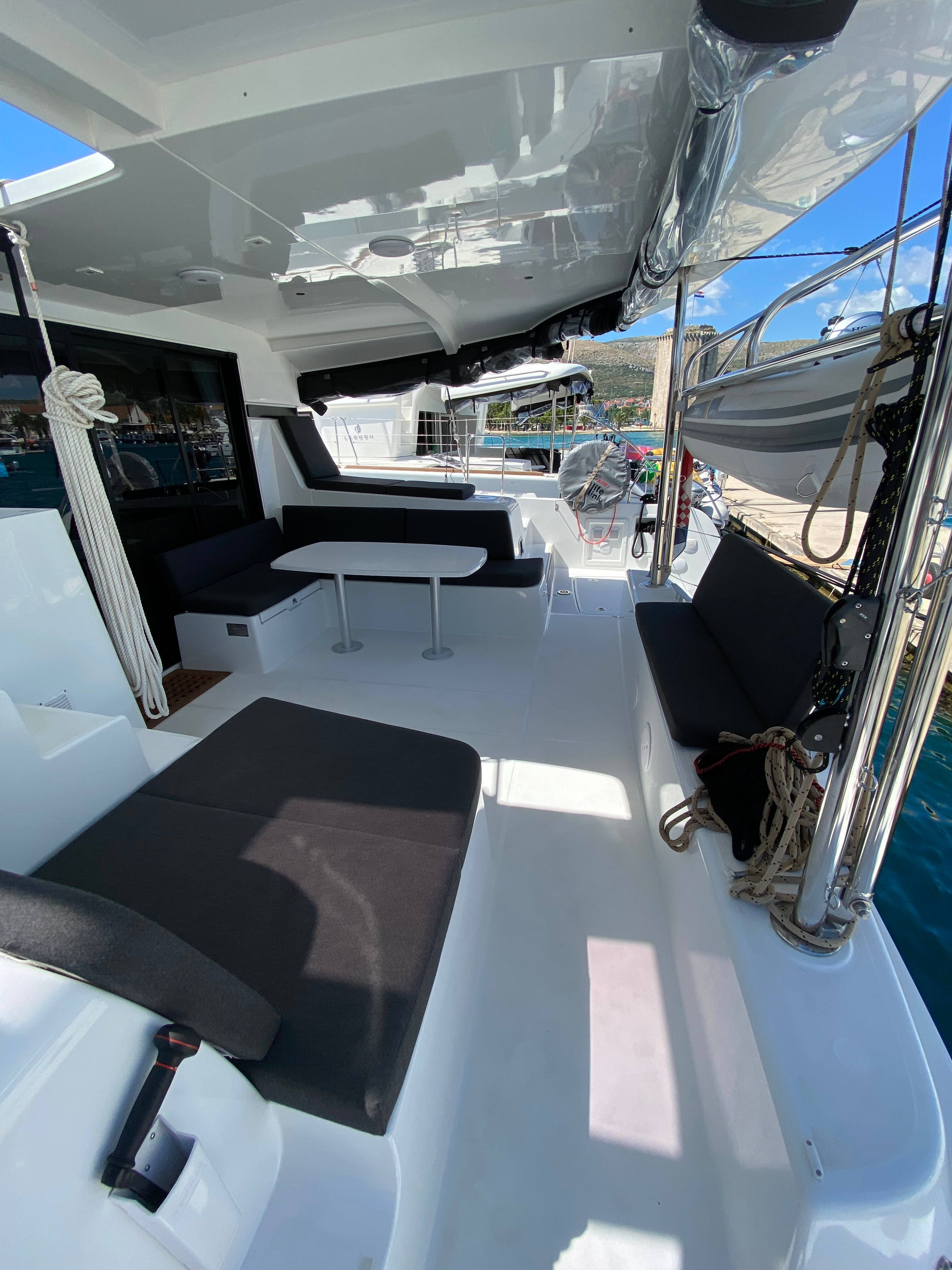 Catamaran Lagoon 42 Hanselli