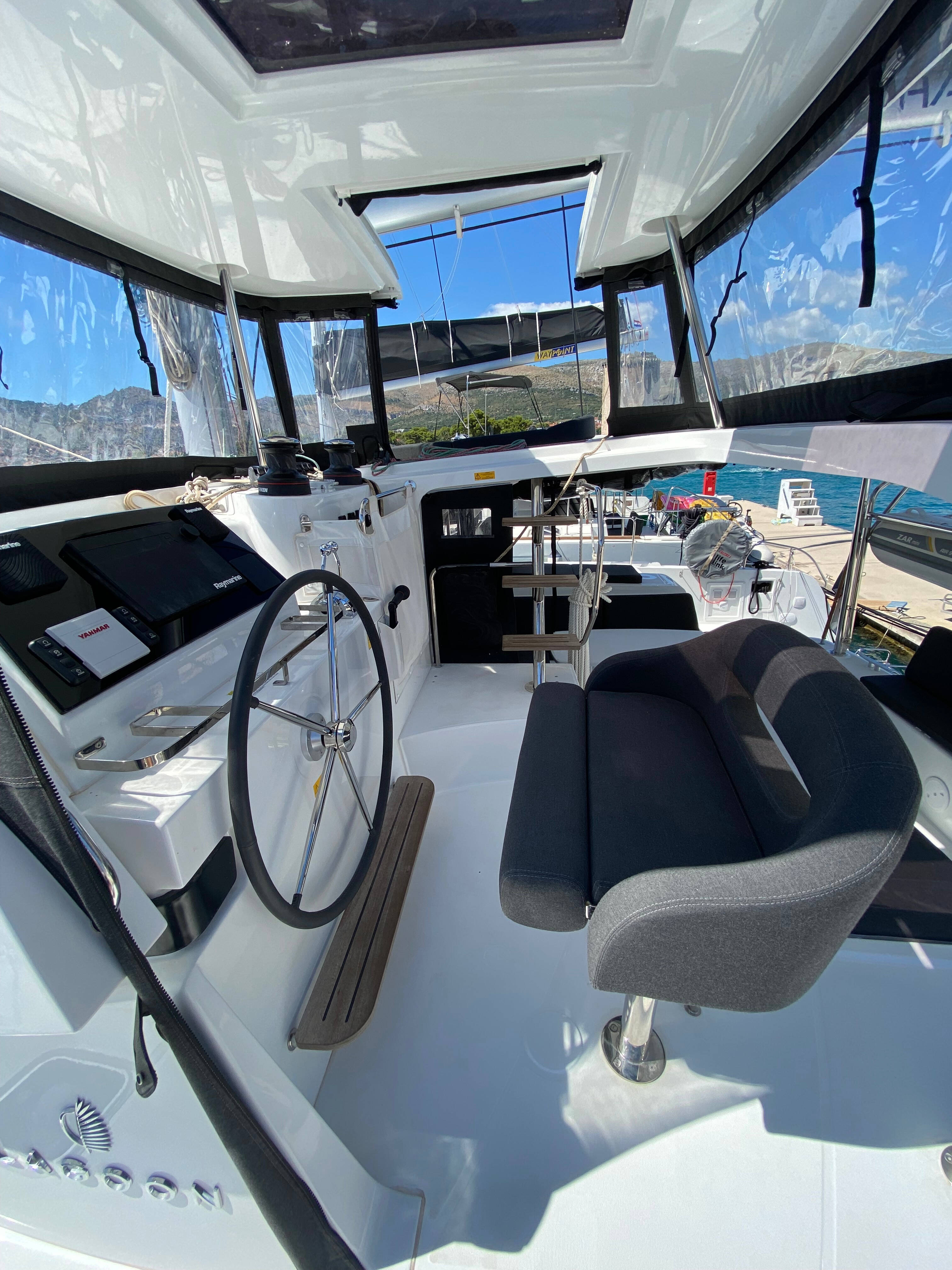Catamaran Lagoon 42 Hanselli