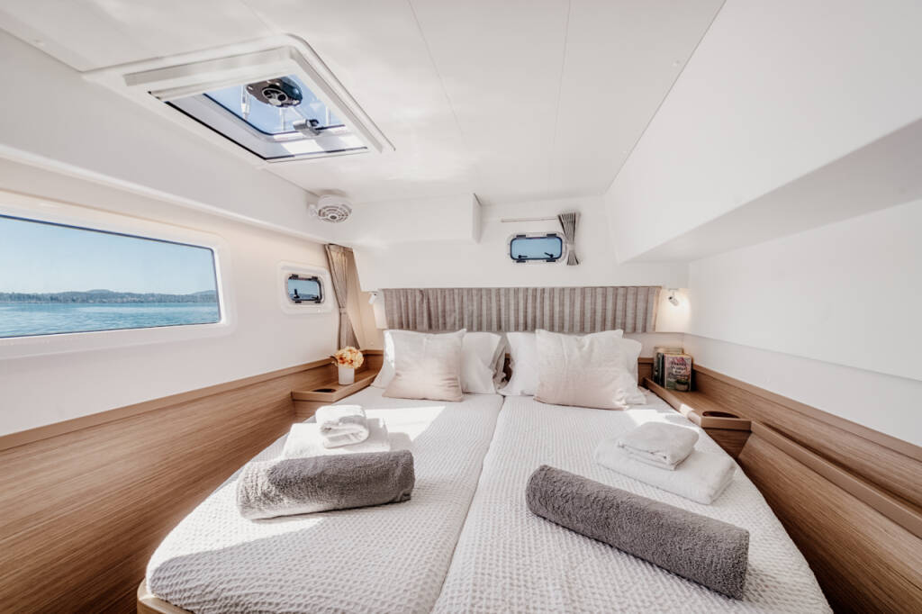 Catamaran Lagoon 42 IO