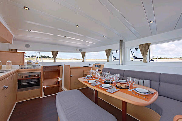 Catamaran Lagoon 42 Fantasea