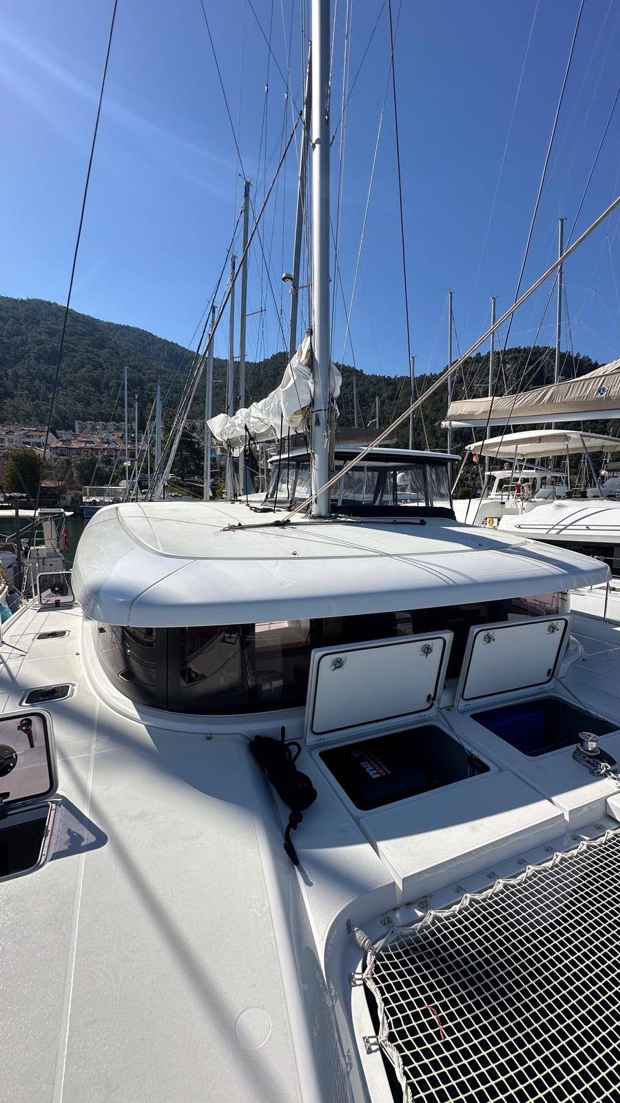 Catamaran Lagoon 42 Rhea