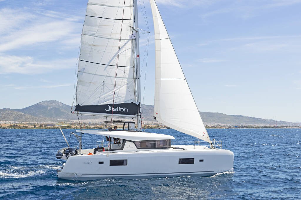 Catamaran Lagoon 42 Dream Waters