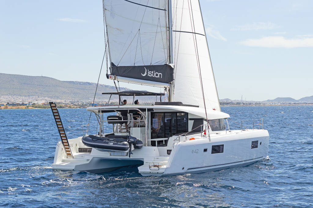 Catamaran Lagoon 42 Dream Waters