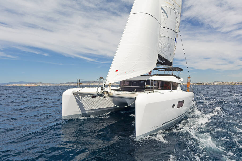 Catamaran Lagoon 42 Dream Waters