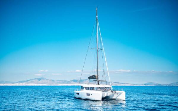 Lagoon 42 Beauty L Athens, Alimos marina