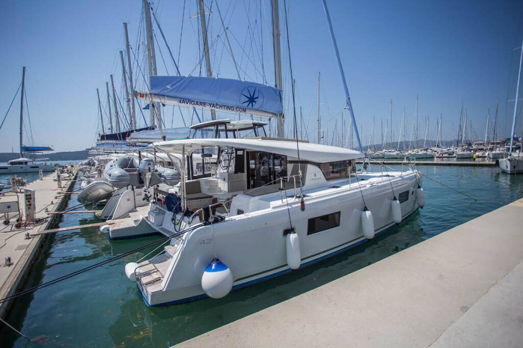Catamaran Lagoon 42 Svea of Sweden 