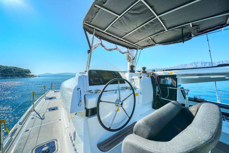 Catamaran Lagoon 42 Brattia