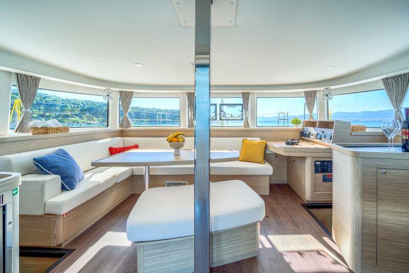 Catamaran Lagoon 42 Brattia