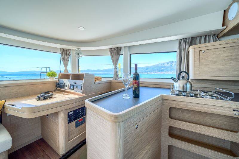 Catamaran Lagoon 42 Brattia